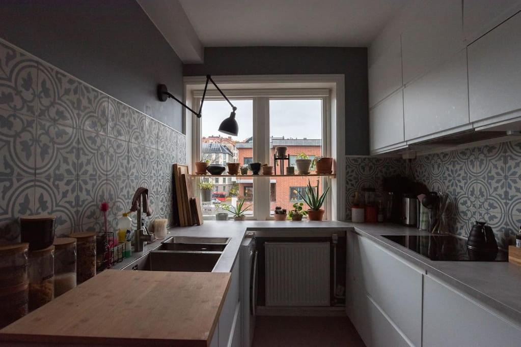 Lägenhet Modern In Prime Location - Professional Host - Fully Equipped