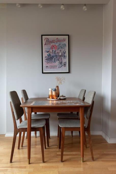 Apartment Modern In Prime Location - Professional Host - Fully Equipped *