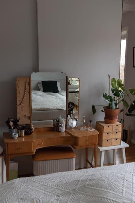 Apartment Modern In Prime Location - Professional Host - Fully Equipped *